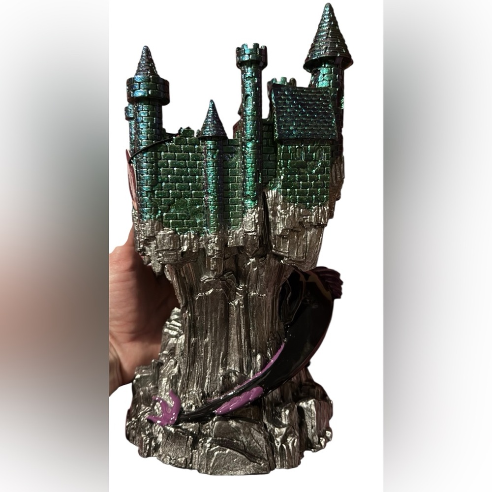 New Malificent Dragon Castle Pedestal for Bath & Body Works 3-wick candle - Picture 3 of 5